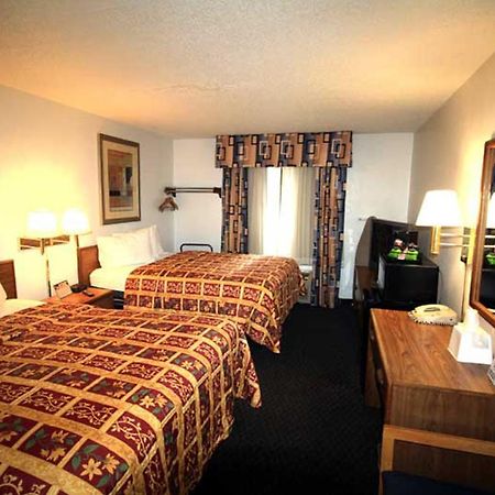Norwood Inn And Suites - Minneapolis-St Paul روزفيل المظهر الخارجي الصورة