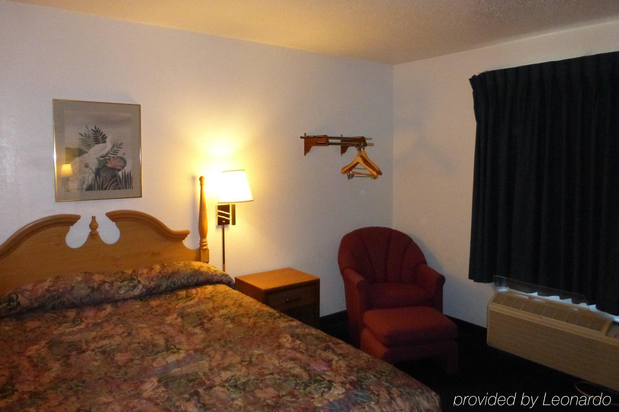 Norwood Inn And Suites - Minneapolis-St Paul روزفيل المظهر الخارجي الصورة