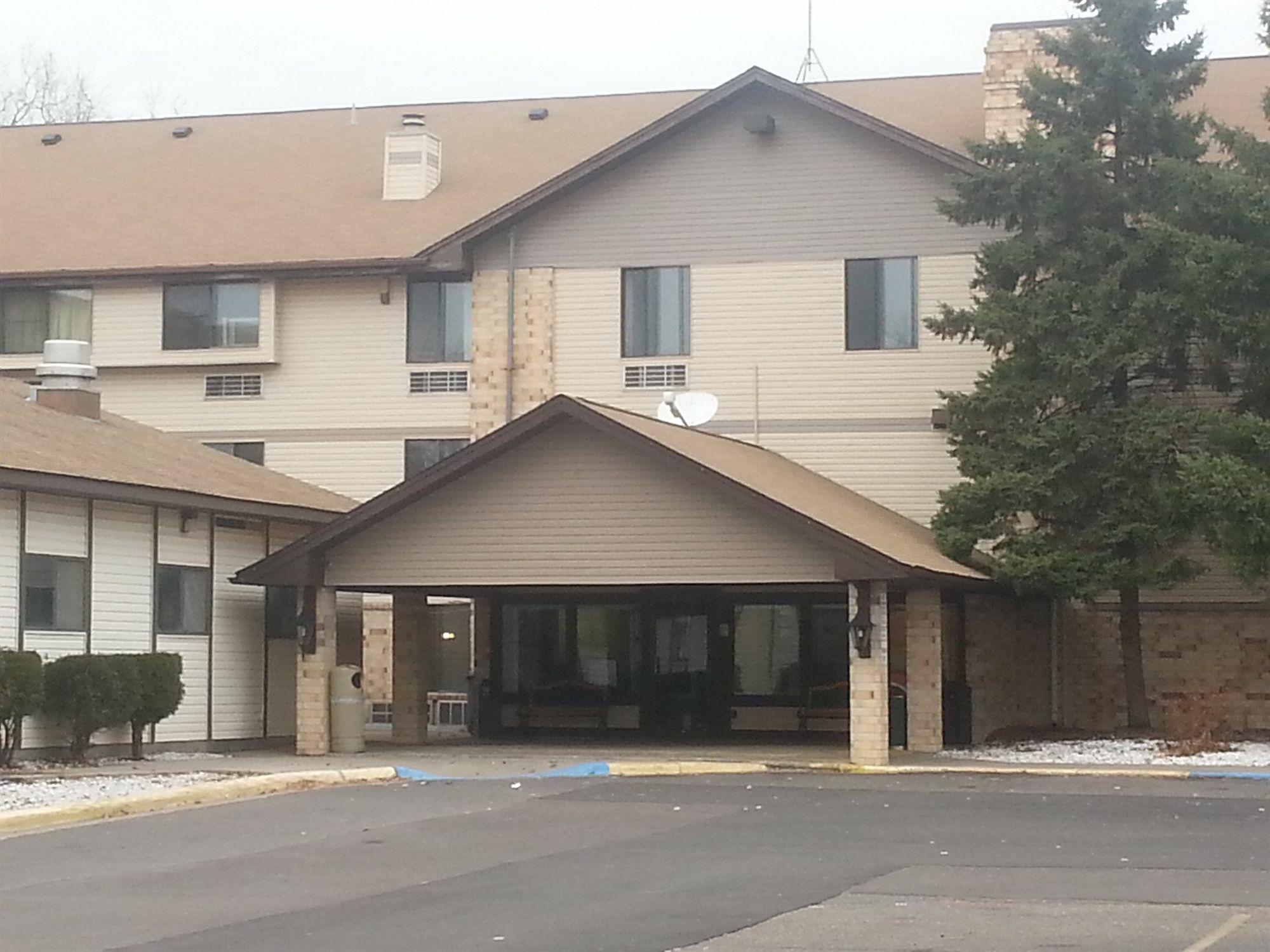 Norwood Inn And Suites - Minneapolis-St Paul روزفيل المظهر الخارجي الصورة