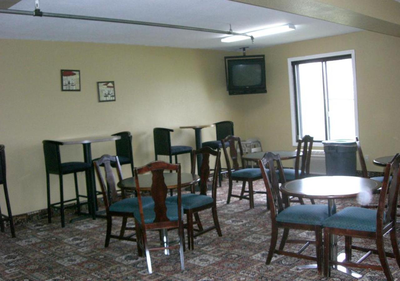 Norwood Inn And Suites - Minneapolis-St Paul روزفيل المظهر الخارجي الصورة