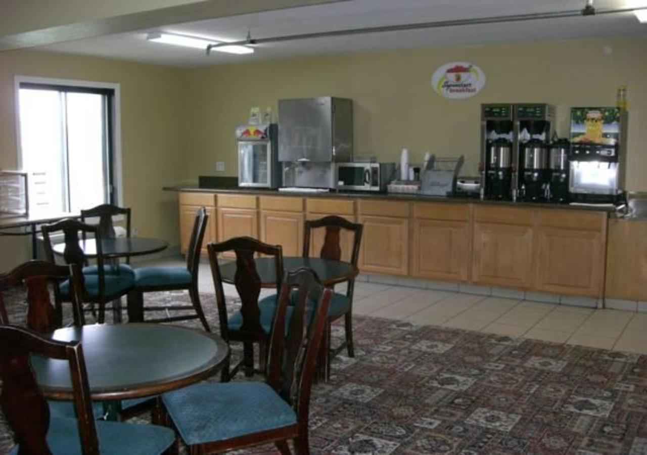 Norwood Inn And Suites - Minneapolis-St Paul روزفيل المظهر الخارجي الصورة